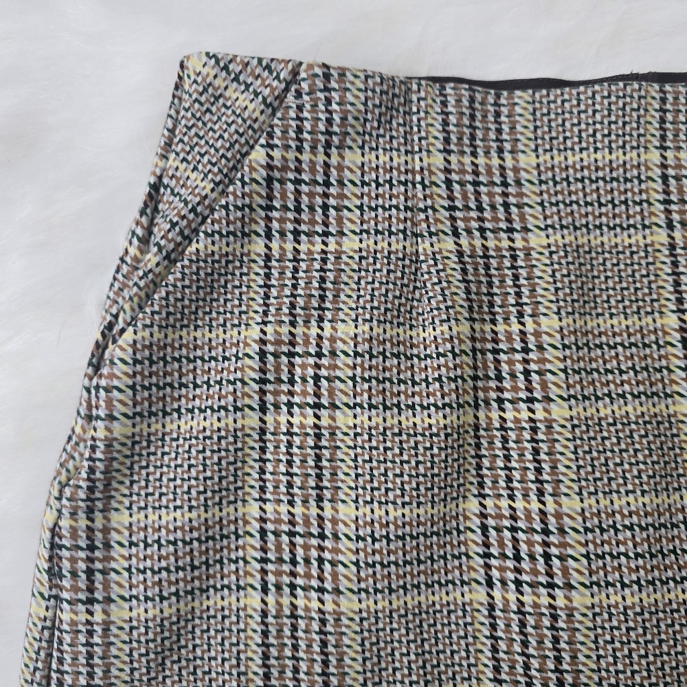 Cabi Pastime Plaid Skirt Women's Medium - Picture 2 of 6